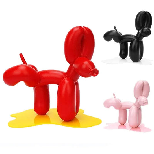 Peeing balloon dog