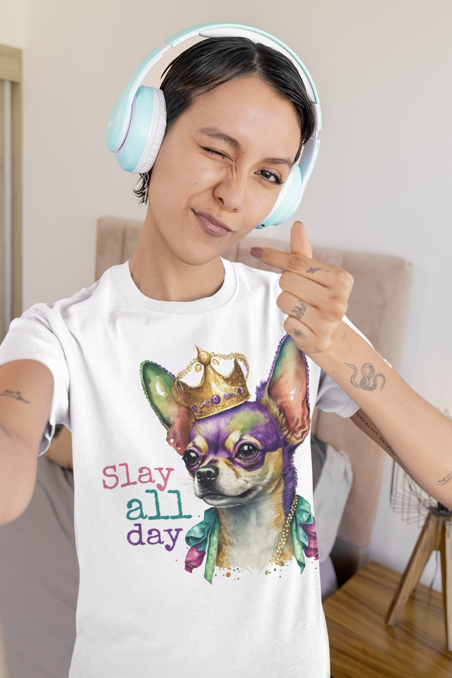 Woman wearing dog lovers t-shirt